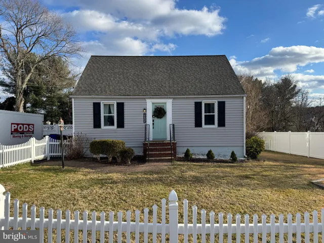 $499,900 | 5013 Orchard Drive, Ellicott City, MD 21043