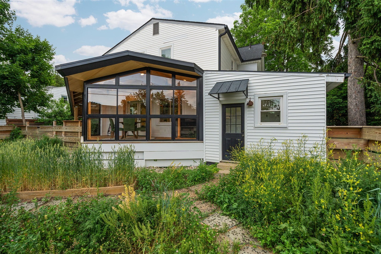 2050 Camelot Road Ann Arbor, MI 48104 - Photo 52 of 67
