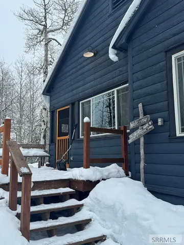 $645,000 | 3769 Lava Lane, Island Park, ID 83429