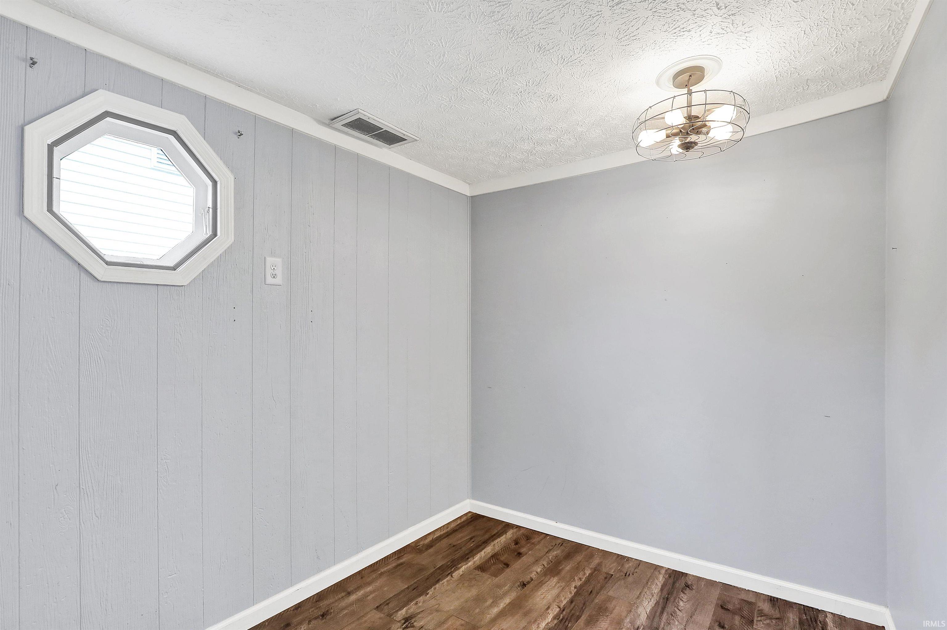 1101 North Berkley Road Kokomo, IN 46901 - Photo 23 of 31 Gallery Image 23