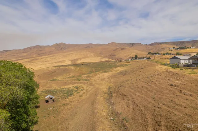 $1,170,000 | Tbd Tbd Spiral Highway, Lewiston, ID 83501