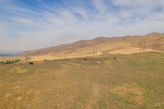 $1,170,000 | Tbd Tbd Spiral Highway, Lewiston, ID 83501