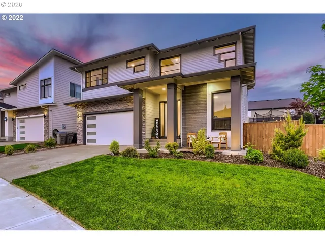 $749,900 | 23886 Southwest Heron Lakes Drive, Sherwood, OR 97140