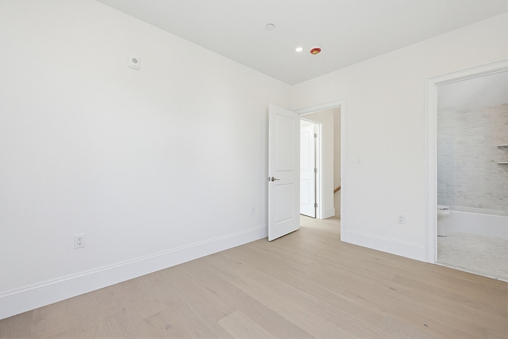 257 R Market Street, Unit A Boston, MA 02135 - Photo 19 of 24 Gallery Image 19