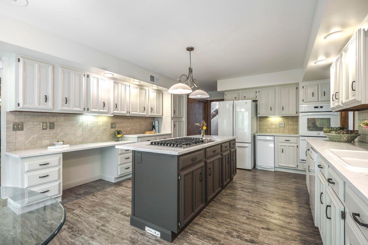 6015 Cooper Road Columbus, OH 43231 - Photo 13 of 56