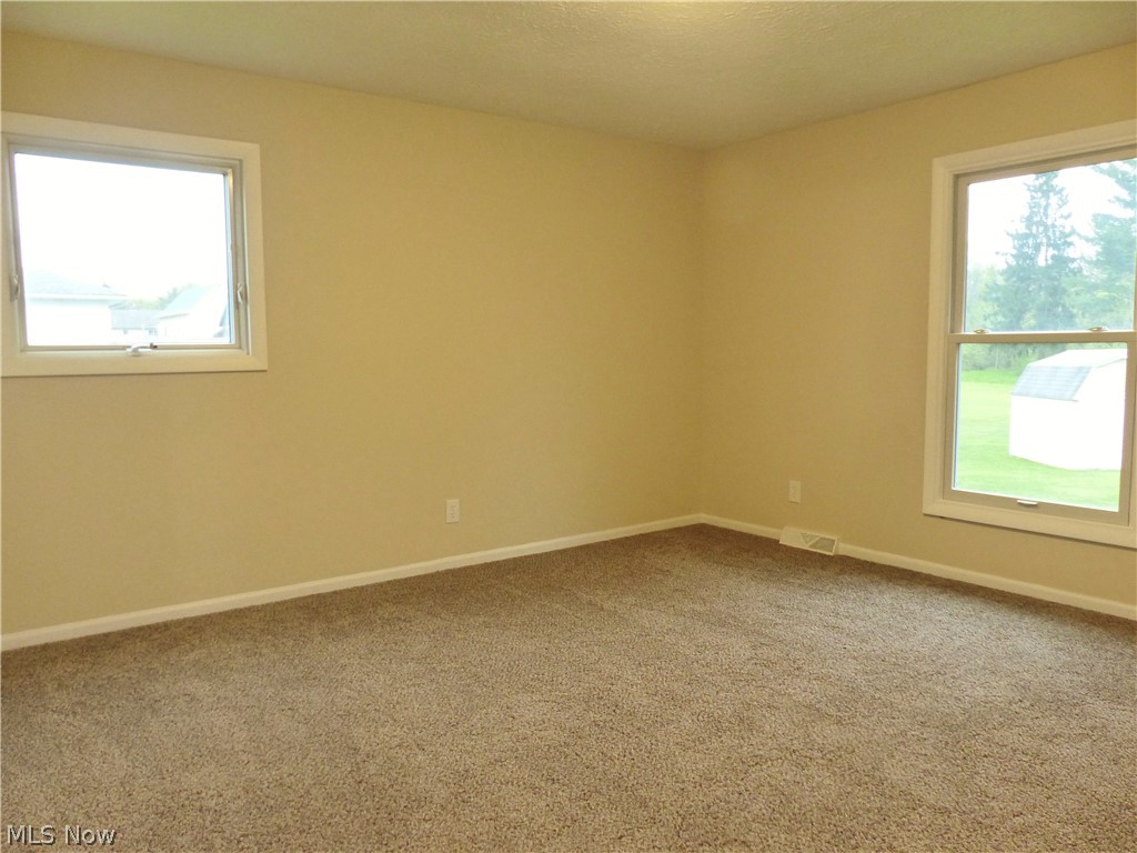 12317 Bean Road Chardon, OH 44024 - Photo 15 of 35