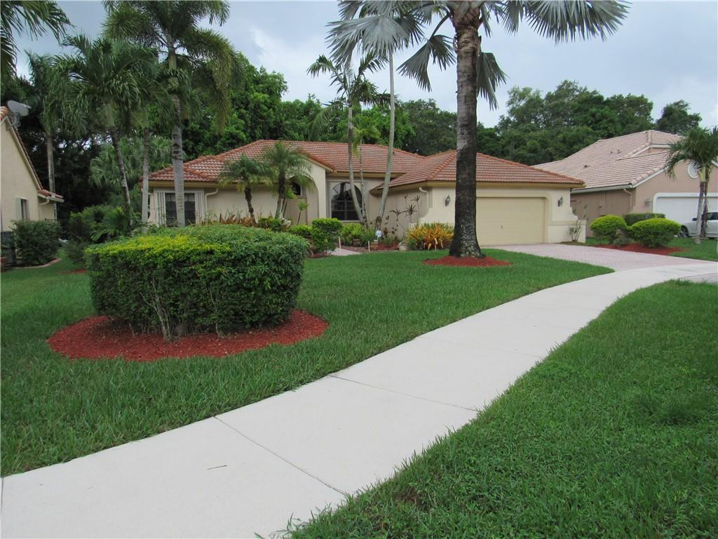 3381 Overlook Road Davie, FL 33328 - Photo 1 of 34 Photo 1