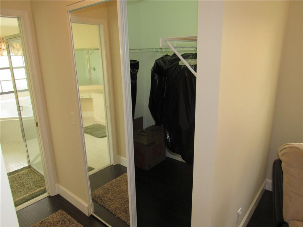 3381 Overlook Road Davie, FL 33328 - Photo 20 of 34 MASTER BEDROOM WALK-IN CLOSET