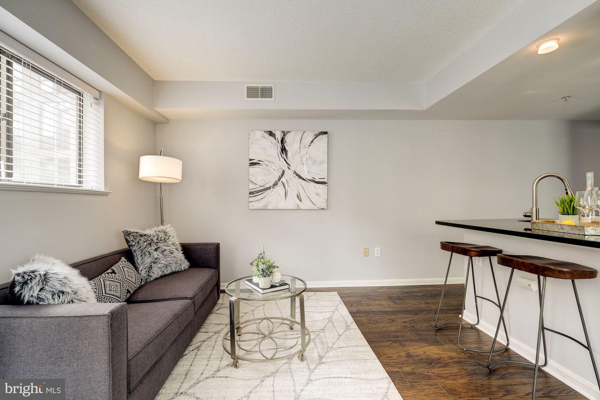 1225 13th Street Northwest, Unit 307 Washington, DC 20005 - Photo 6 of 17 Living