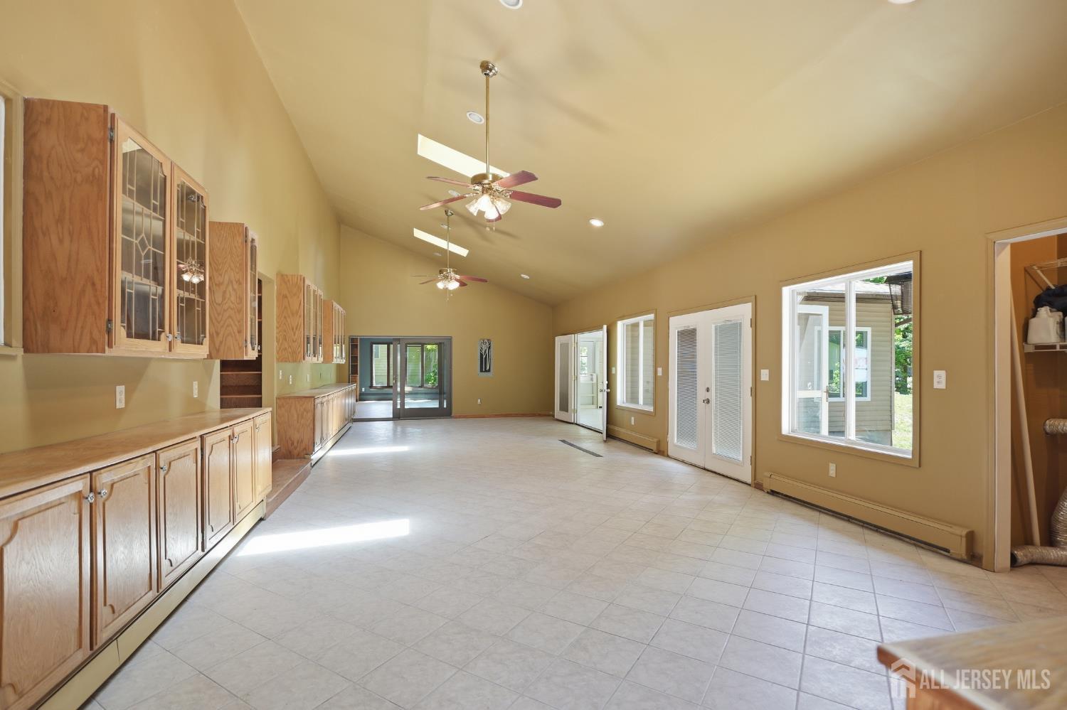 109 Fresh Ponds Road Monroe Township, NJ 08831 - Photo 8 of 41