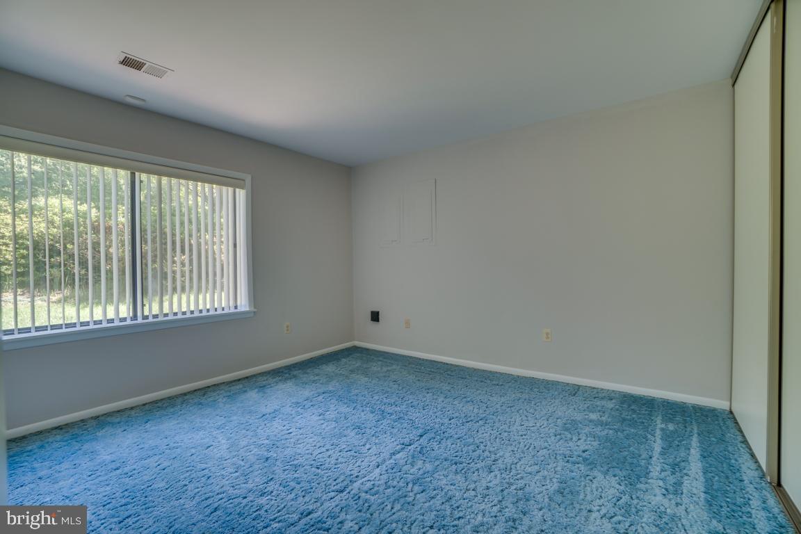 7309 Hooking Road McLean, VA 22101 - Photo 22 of 34 Bedroom