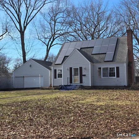 $324,900 | 13 Pine Drive, Windsor Locks, CT 06096