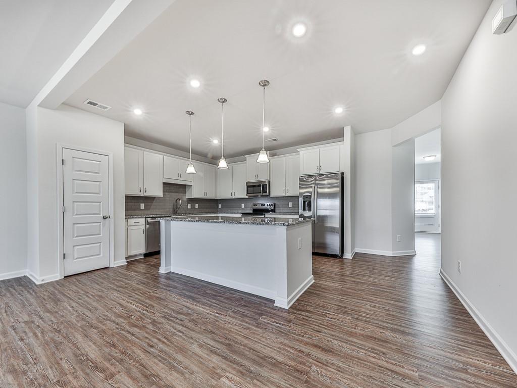 204 Centennial Circle Canton, GA 30114 - Photo 15 of 36