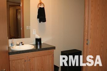 11025 Shadow Road Marion, IL 62959 - Photo 12 of 14