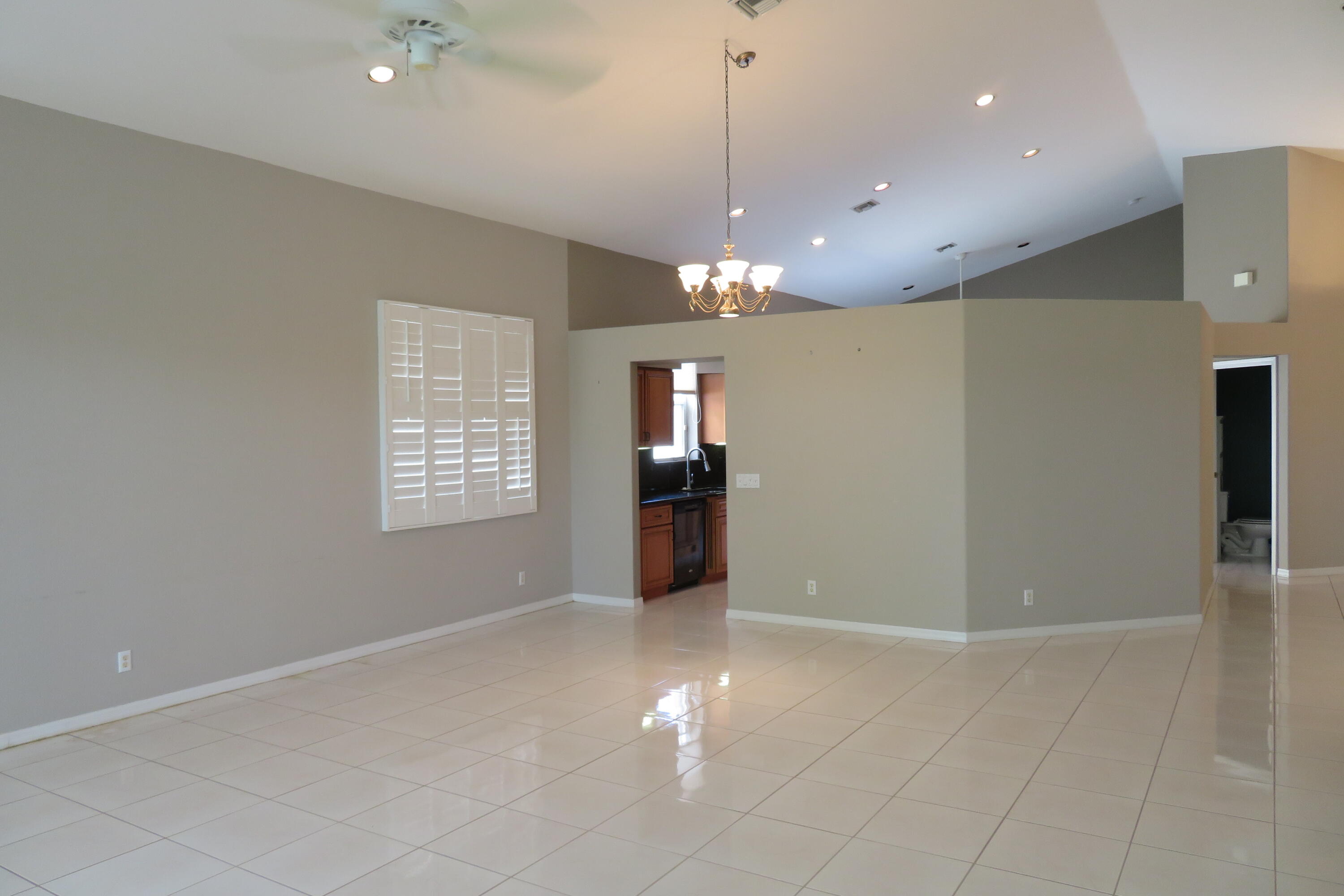 5315 Brookview Drive Boynton Beach, FL 33437 - Photo 12 of 37 IMG_0735