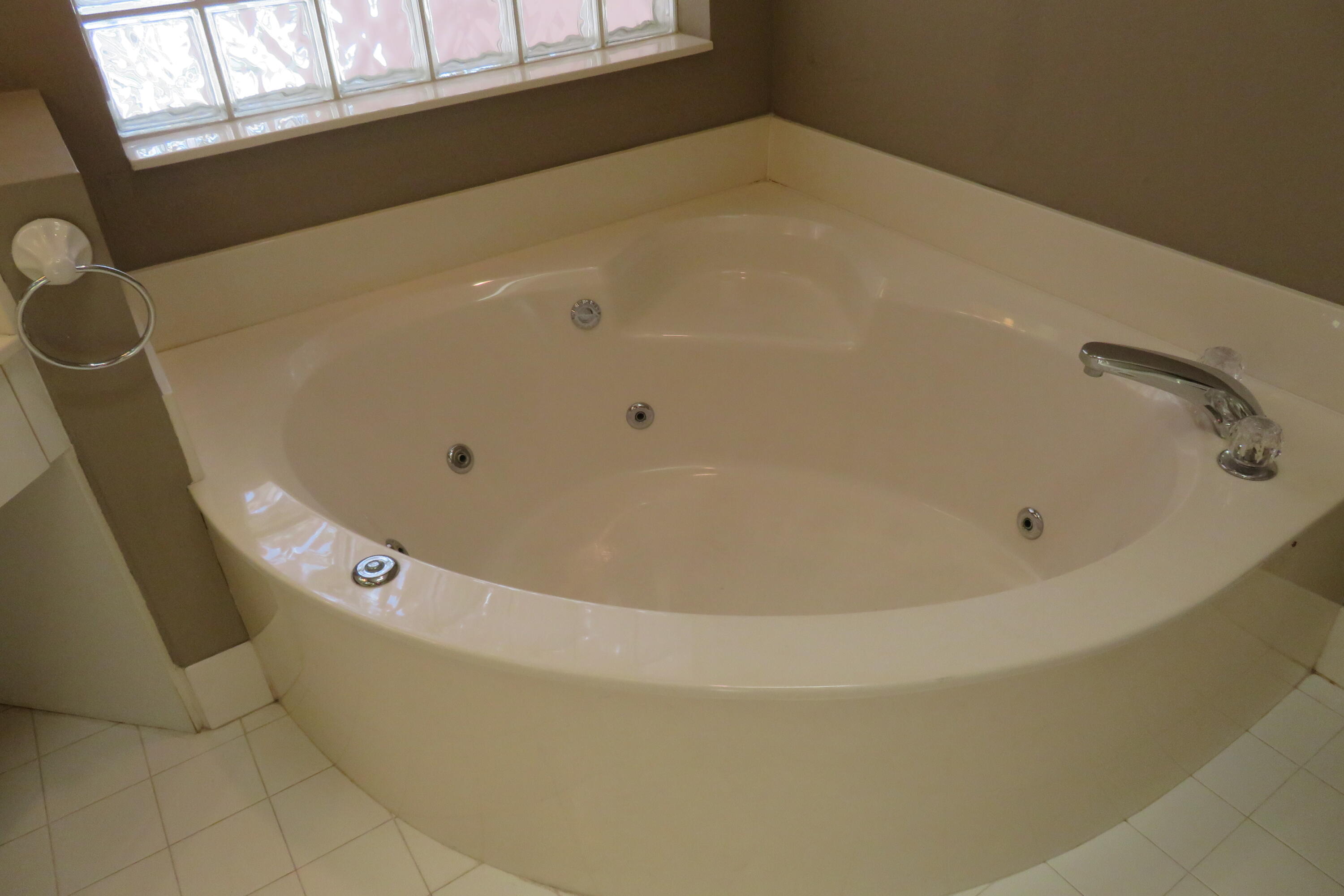 5315 Brookview Drive Boynton Beach, FL 33437 - Photo 25 of 37 IMG_0741