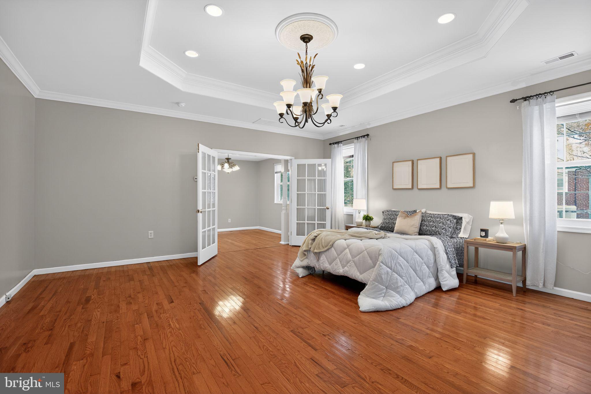 6422 Horseshoe Road Clinton, MD 20735 - Photo 14 of 30 Expansive primary bedroom - view 2