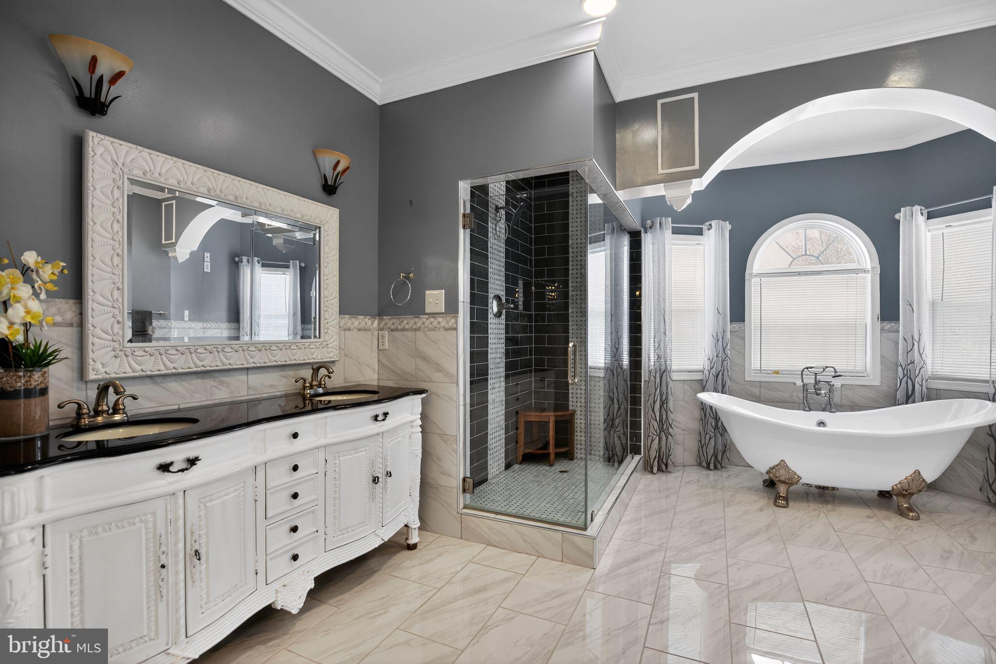 6422 Horseshoe Road Clinton, MD 20735 - Photo 17 of 30 Spa-like primary bathroom - view 2