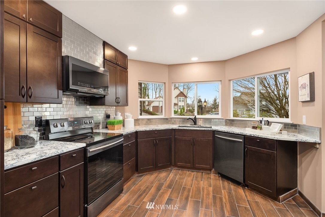 1231 224th Place Southwest Bothell, WA 98021 - Photo 8 of 20