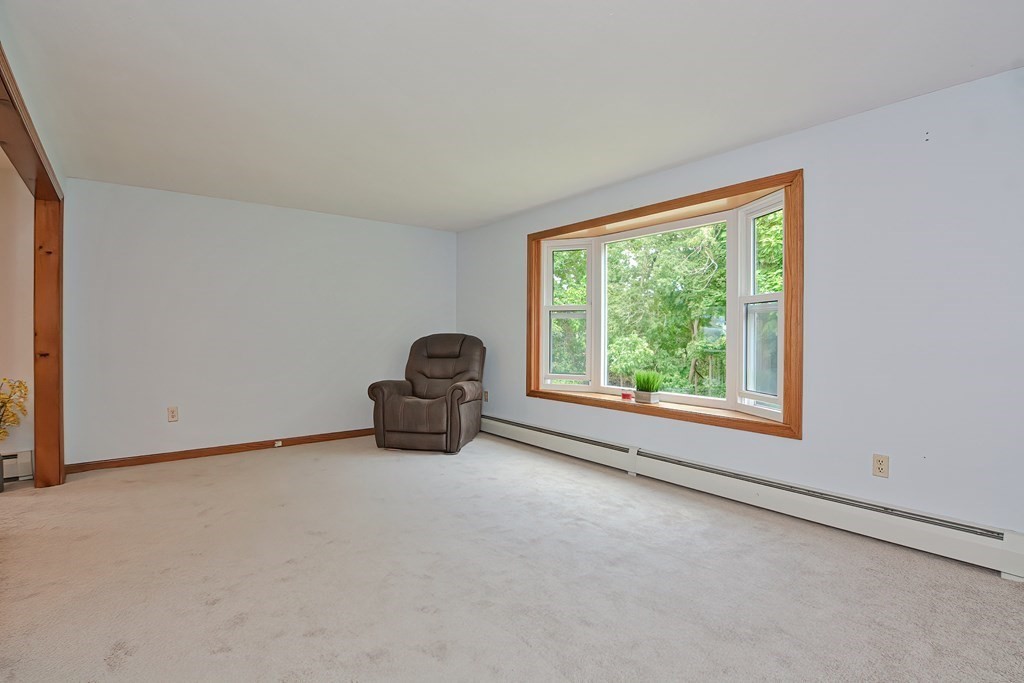 138 Howe Street, Unit 138 Marlborough, MA 01752 - Photo 12 of 32