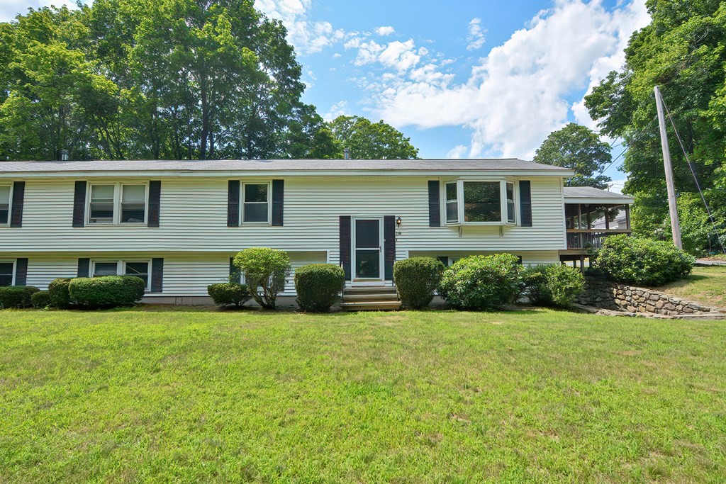 138 Howe Street, Unit 138 Marlborough, MA 01752 - Photo 2 of 32