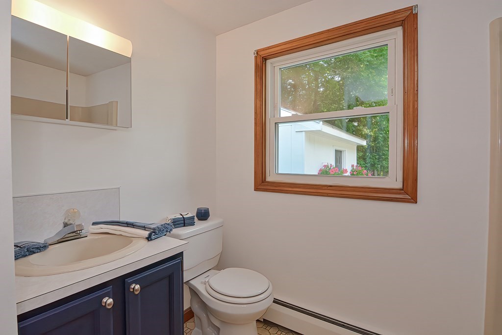 138 Howe Street, Unit 138 Marlborough, MA 01752 - Photo 24 of 32
