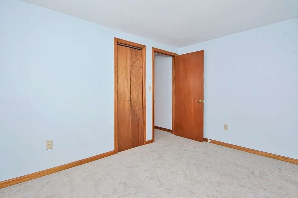 138 Howe Street, Unit 138 Marlborough, MA 01752 - Photo 27 of 32