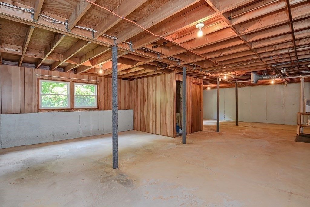 138 Howe Street, Unit 138 Marlborough, MA 01752 - Photo 29 of 32