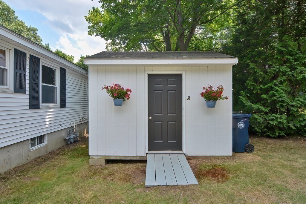 138 Howe Street, Unit 138 Marlborough, MA 01752 - Photo 31 of 32