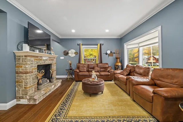 $699,900 | 231 Winter Street, East Bridgewater, MA 02333