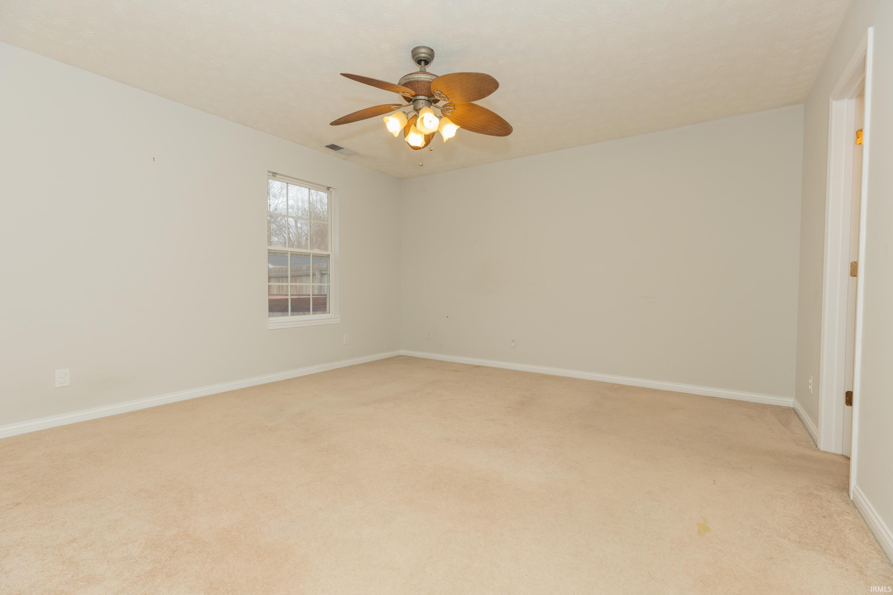 10008 Clippinger Road Evansville, IN 47725 - Photo 14 of 23