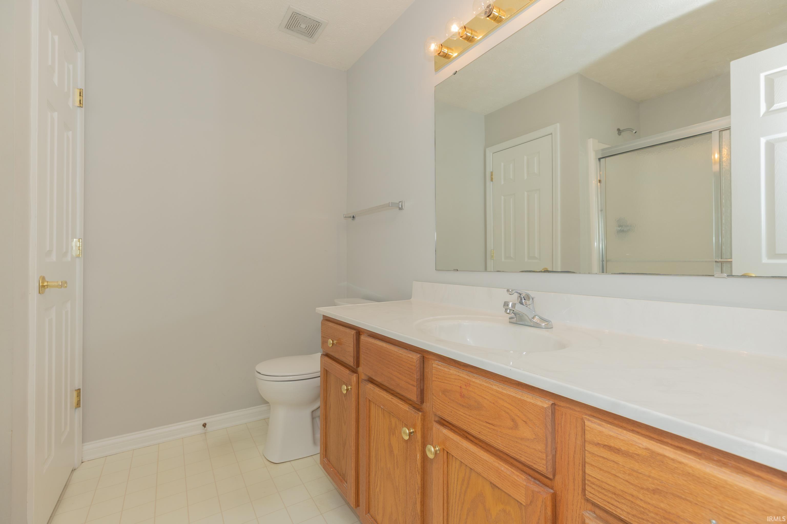 10008 Clippinger Road Evansville, IN 47725 - Photo 17 of 23