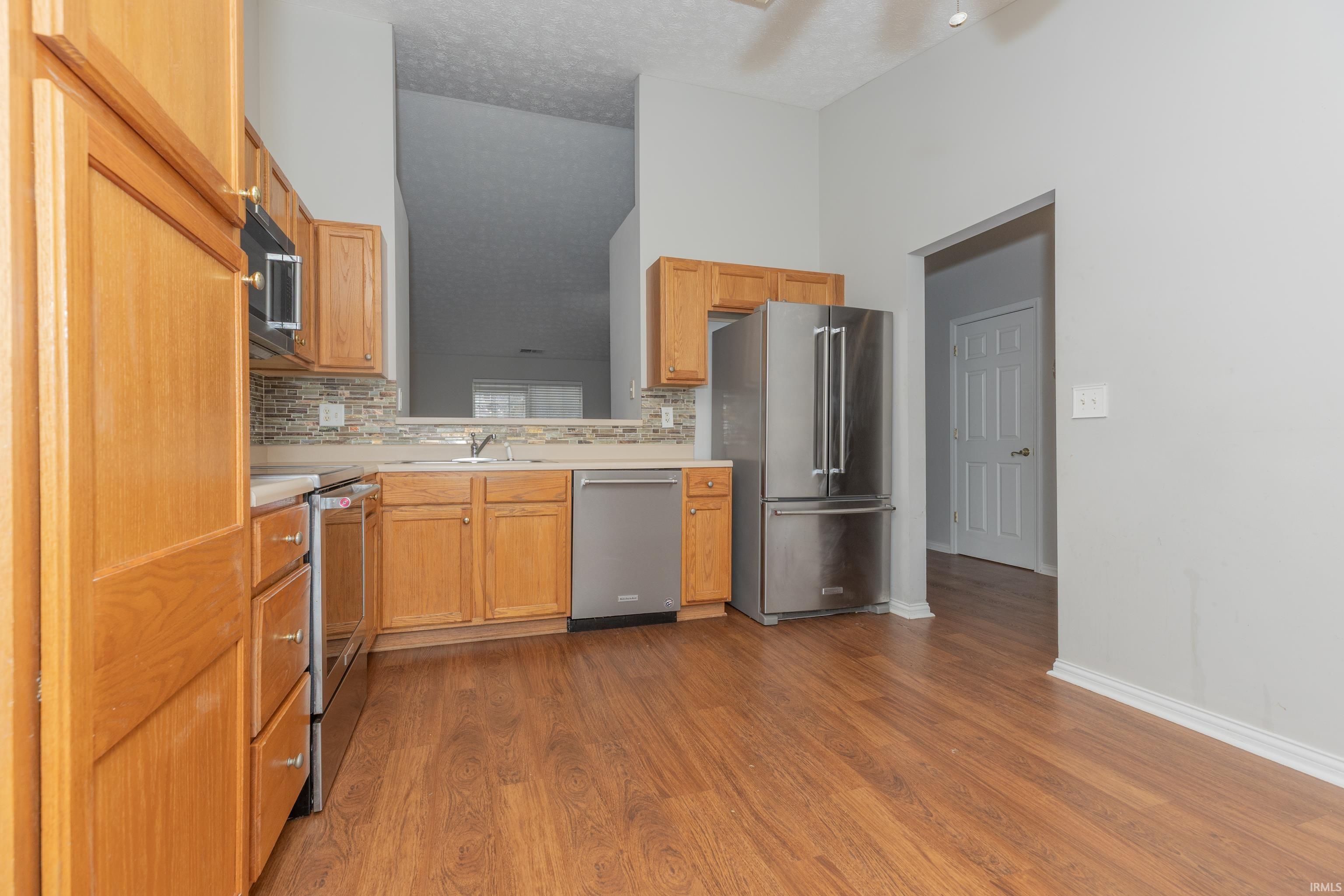 10008 Clippinger Road Evansville, IN 47725 - Photo 4 of 23