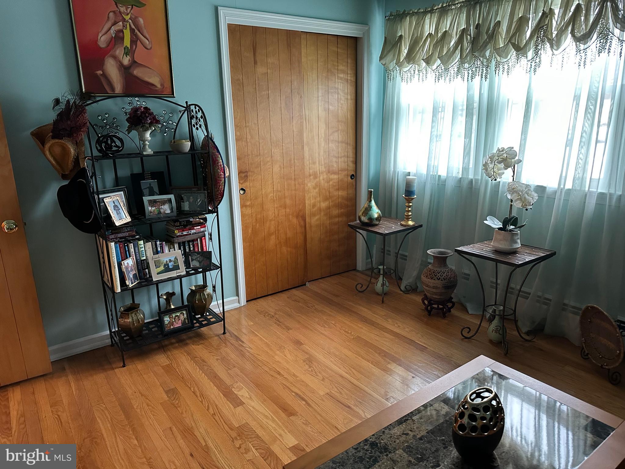 320 West Orvilla Road Hatfield, PA 19440 - Photo 33 of 46 a room with musical instruments