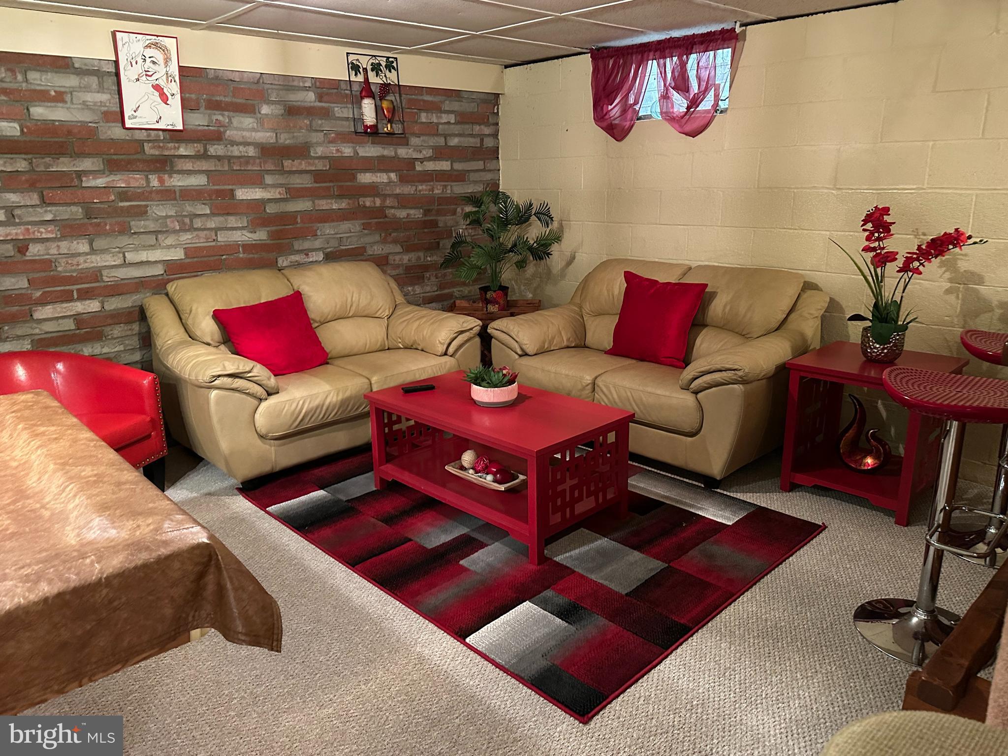 320 West Orvilla Road Hatfield, PA 19440 - Photo 41 of 46 a living room with furniture and a rug