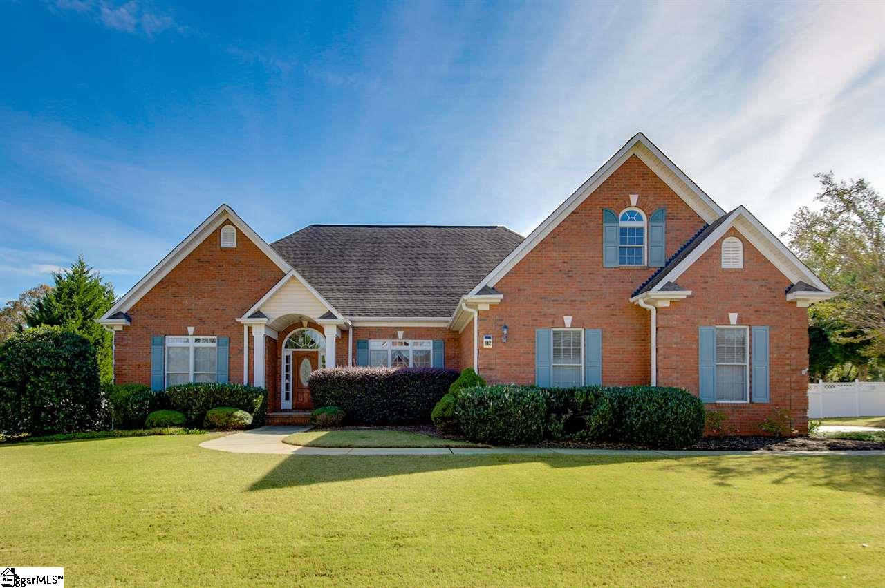 142 Red Maple Circle Easley, SC 29642 - Photo 1 of 36 Gallery Image 1