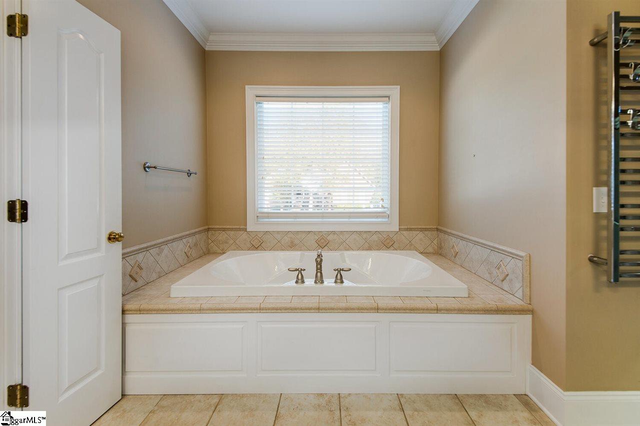 142 Red Maple Circle Easley, SC 29642 - Photo 22 of 36 Gallery Image 22