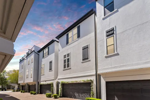 $619,000 | 411 West 17th Street, Unit C, Houston, TX 77008