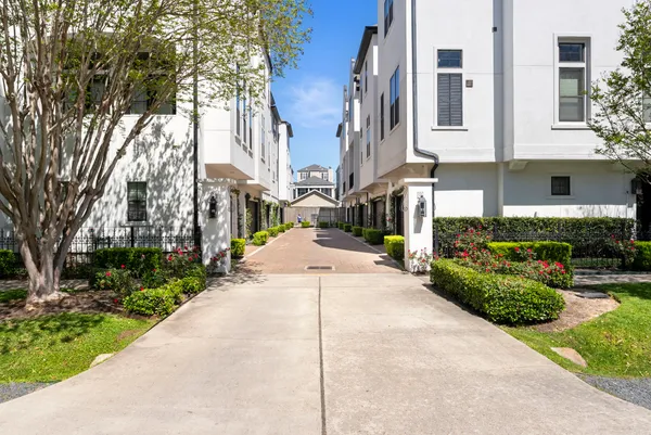 $619,000 | 411 West 17th Street, Unit C, Houston, TX 77008