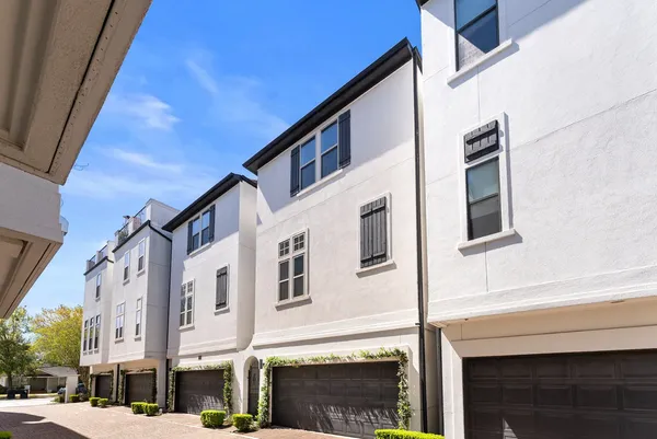 $619,000 | 411 West 17th Street, Unit C, Houston, TX 77008
