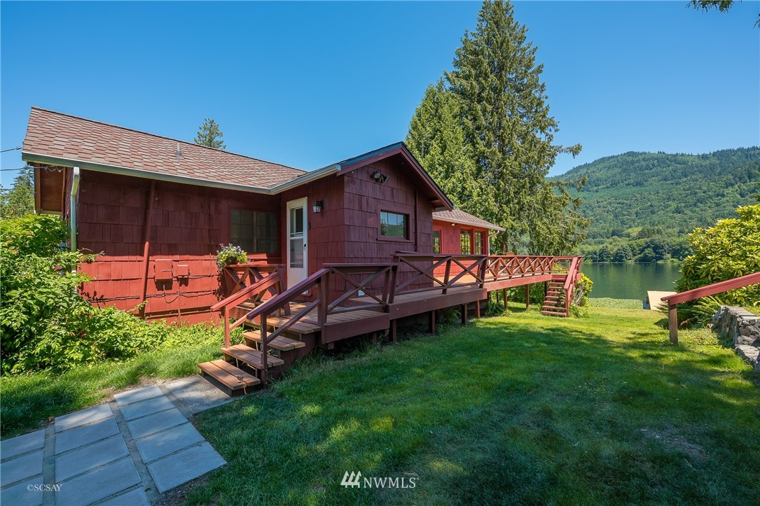 342 Shallow Shore Road Bellingham, WA 98229 - Photo 1 of 27 Gallery Image 1