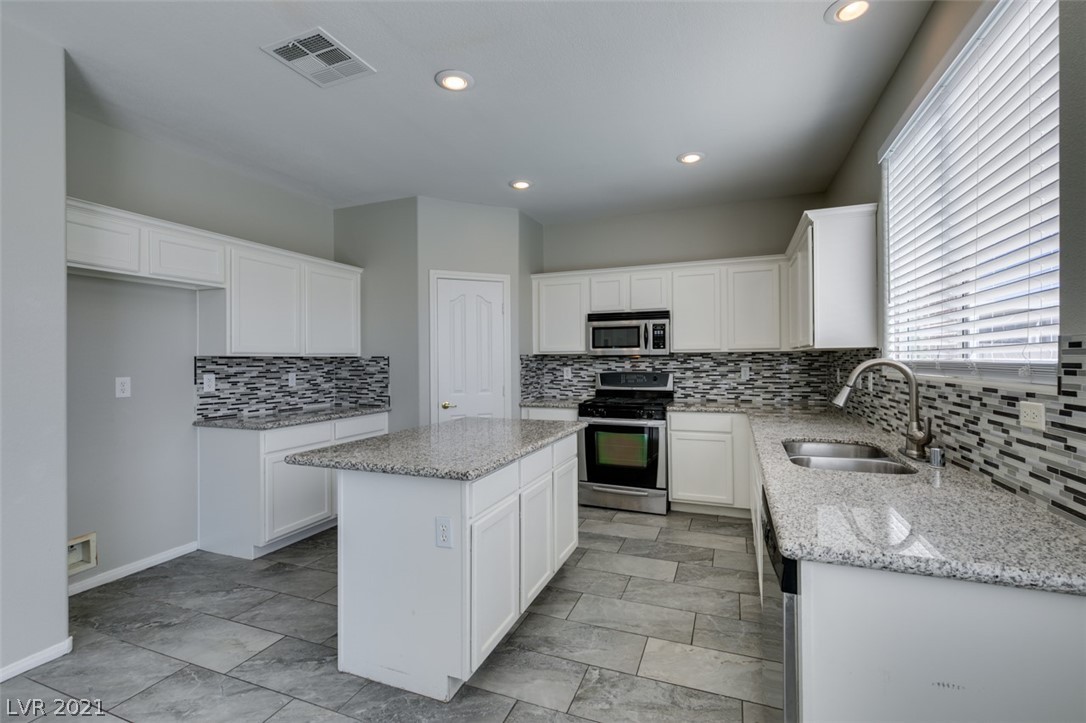 873 Sumner Ranch Road Henderson, NV 89012 - Photo 11 of 26 Gallery Image 11