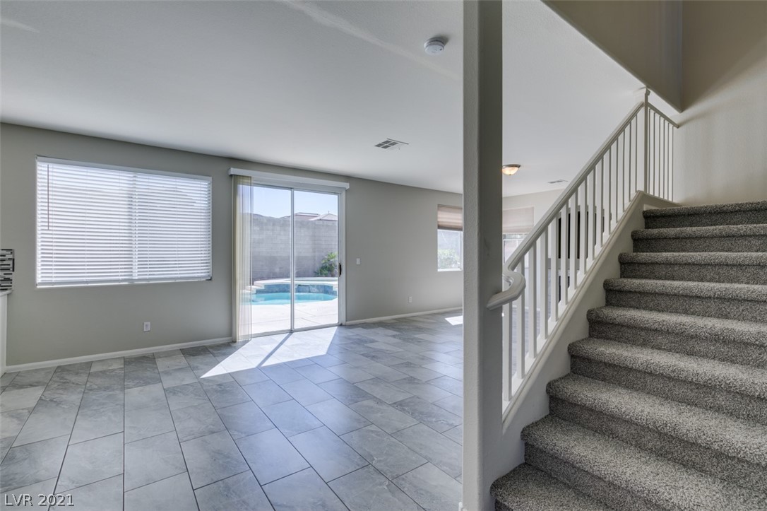 873 Sumner Ranch Road Henderson, NV 89012 - Photo 7 of 26 Gallery Image 7