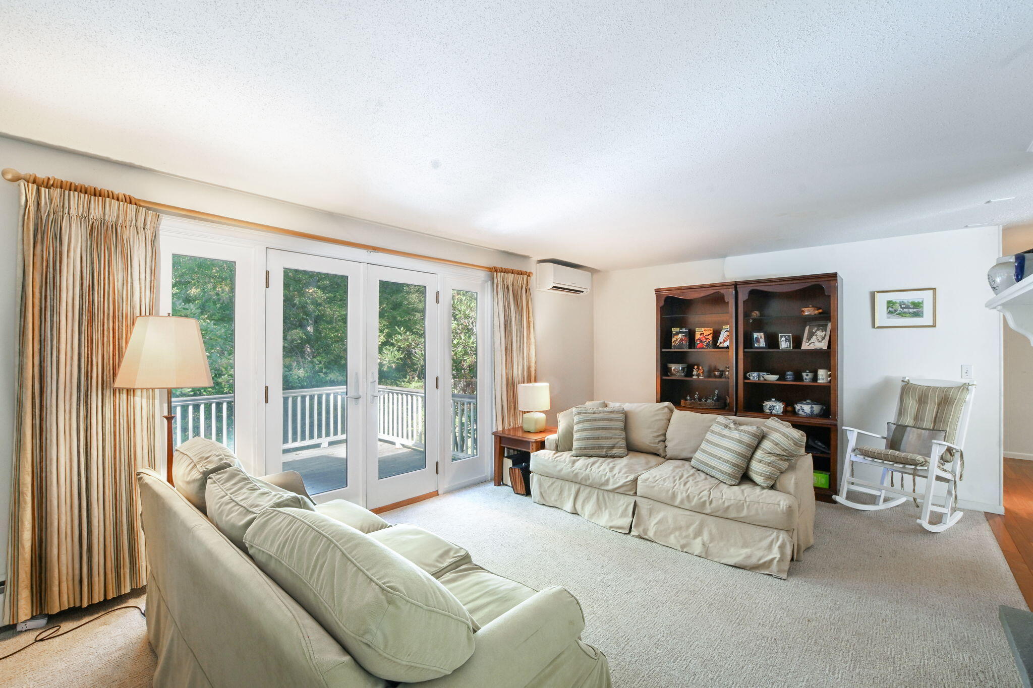 9 Faunce Mountain Road Sandwich, MA 02563 - Photo 4 of 28 Living Room