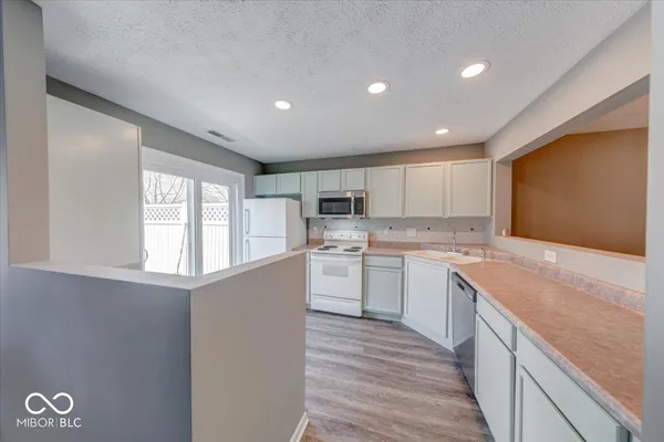 $259,900 | 544 Crawford Drive, Westfield, IN 46074