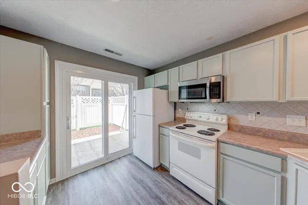 $259,900 | 544 Crawford Drive, Westfield, IN 46074