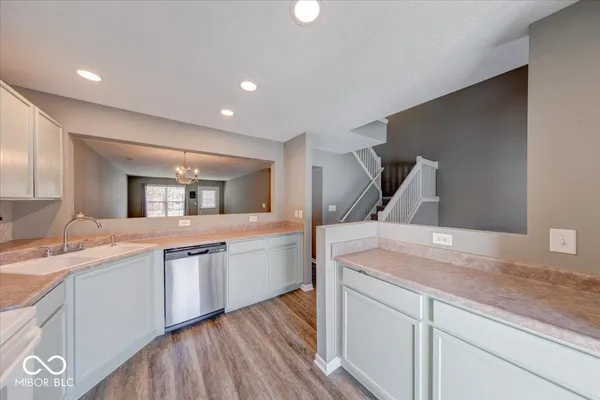 $259,900 | 544 Crawford Drive, Westfield, IN 46074