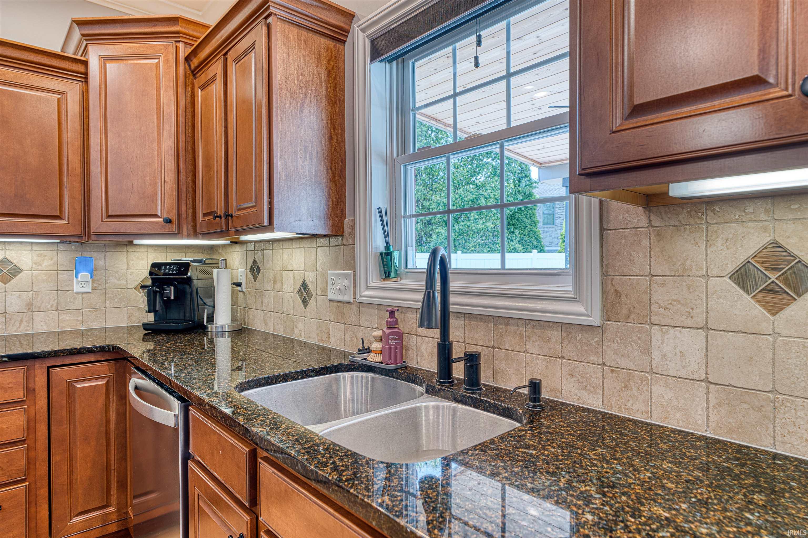 4298 Huntington Ridge Circle Newburgh, IN 47630 - Photo 18 of 36 Gallery Image 18