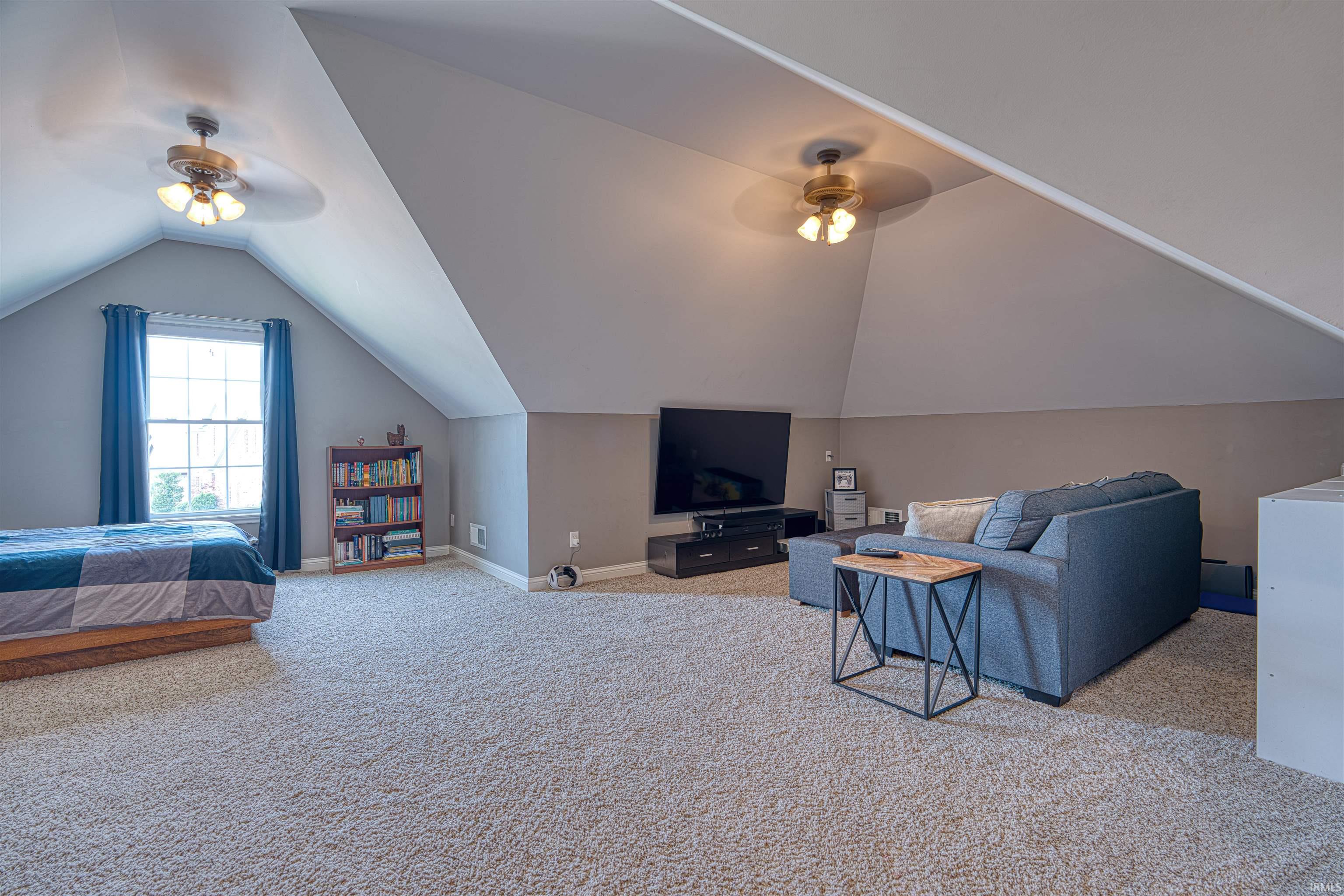 4298 Huntington Ridge Circle Newburgh, IN 47630 - Photo 28 of 36 Gallery Image 28