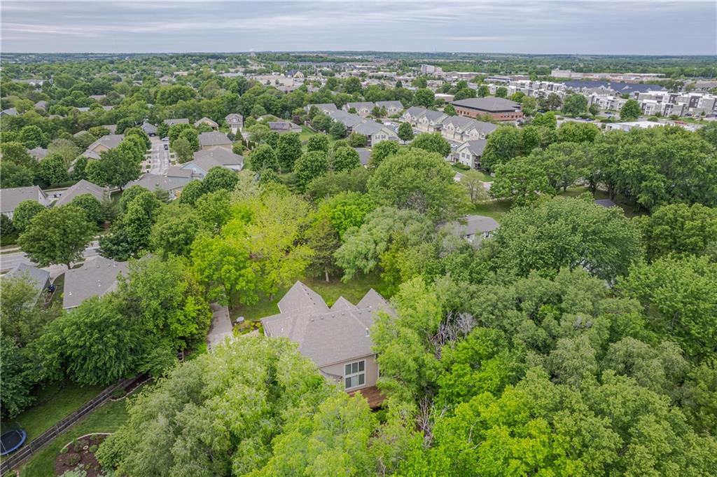 704 Folks Road Lawrence, KS 66049 - Photo 27 of 72